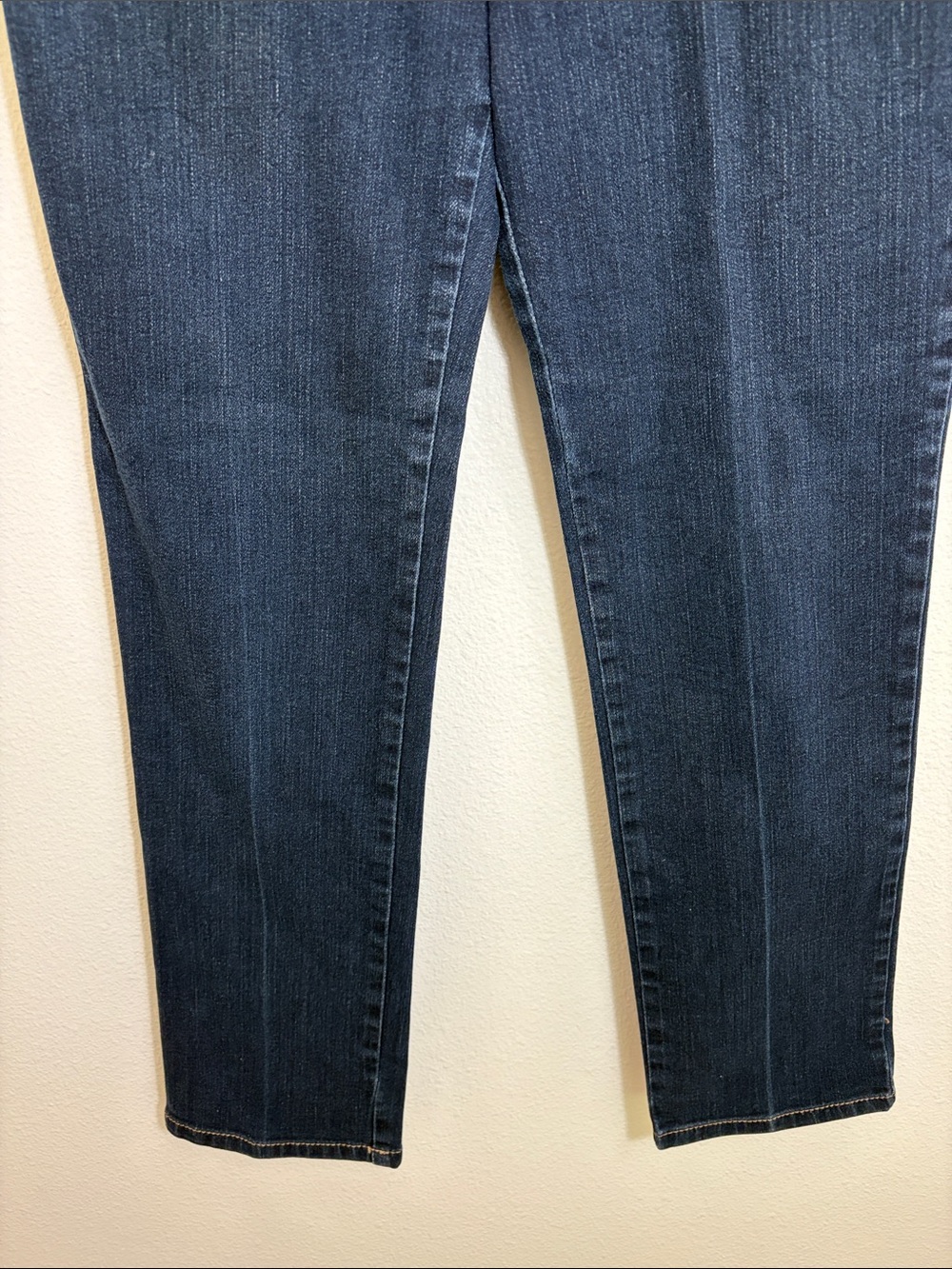 Gloria Vanderbilt Amanda Dark Blue Straight Jeans - Picture 3 of 7